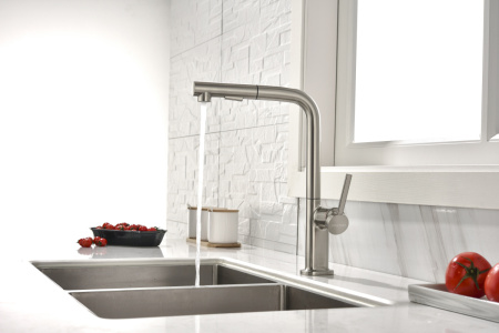Смеситель для кухни Paulmark NEO Ne214419-BS на мойку никель